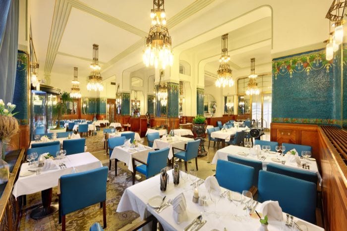 romantická restaurace